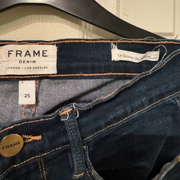 FRAME - Denim Le Skinny De Jeanne (Distressed) - Picture 6 of 10
